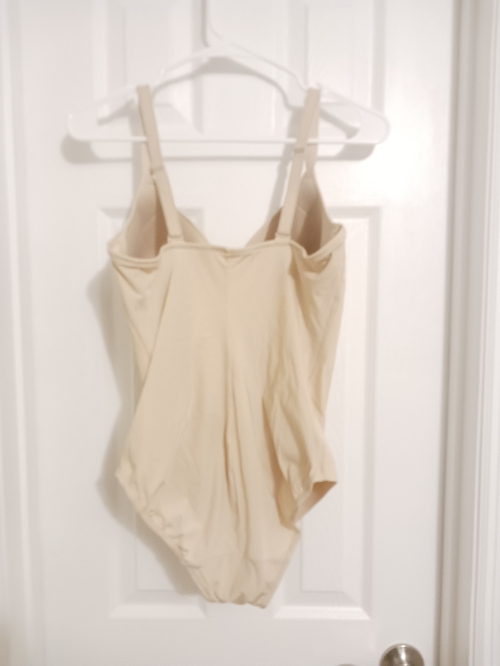 Maidenform Beige Shaping Bodysuit with Underwire 38DD - Picture 2 of 6